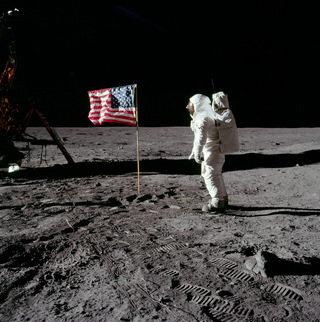 Снимок миссии Аполлона 11 (уменьшен для форума)