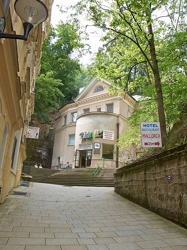 2016 07 11 KarlovyVary 130m