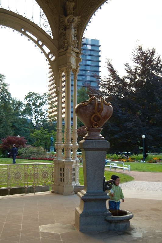 2008_07_22_KarlovyVary_187.jpg